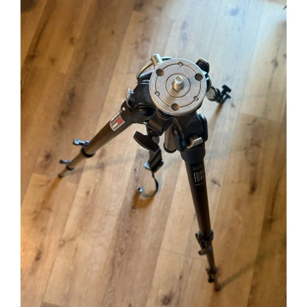 Bogen Manfrotto 3205 Tripod - Made in Italy - Black
